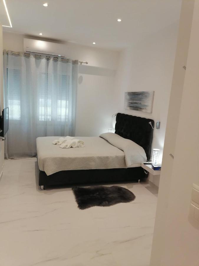 The Syntagma Luxury Suite Athens Exterior photo